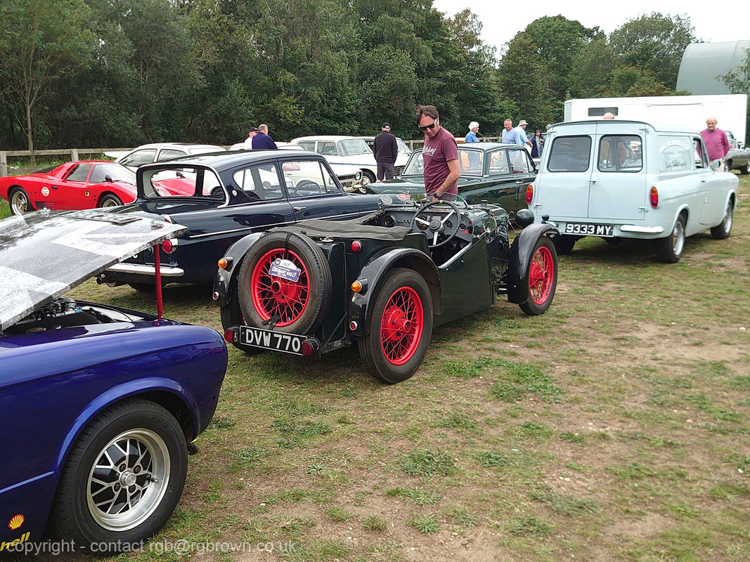 2060 2023-08301038 blackbushe sunday meet