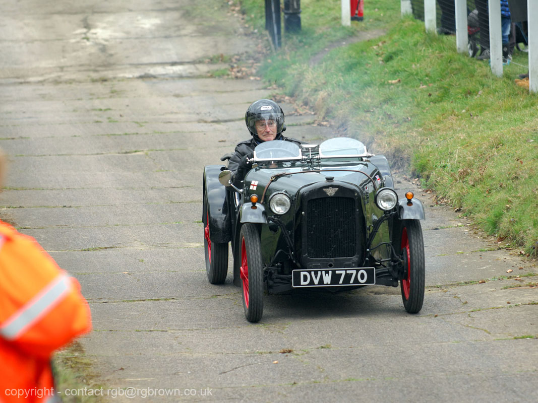 3000 2016-03061630 brooklands test hill am day