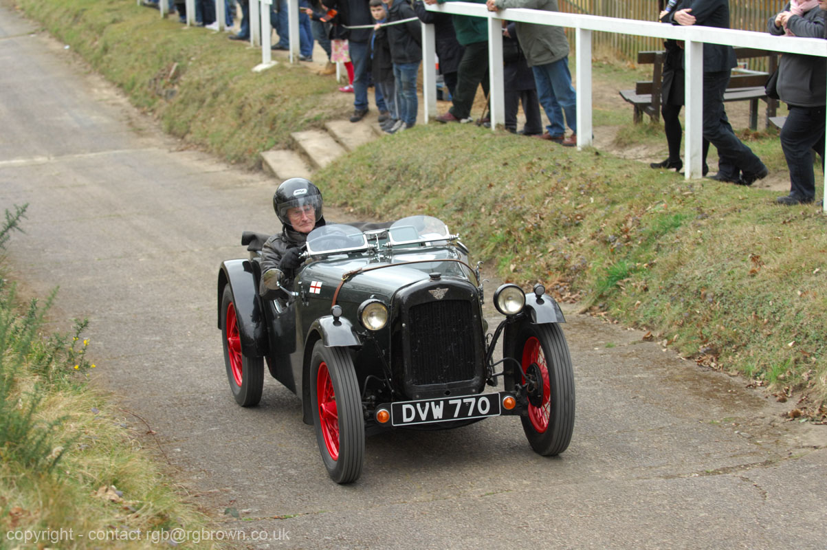 3070 2015-03081635 brooklands test hill am day